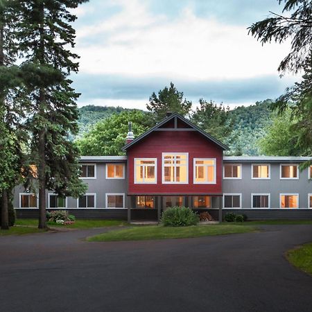 Le Couvent Val-Morin Hotel Exterior photo